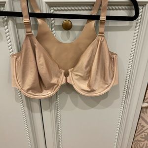 Soma Bra vanishing 360 unlined bra, excellent condition worn about 10 times